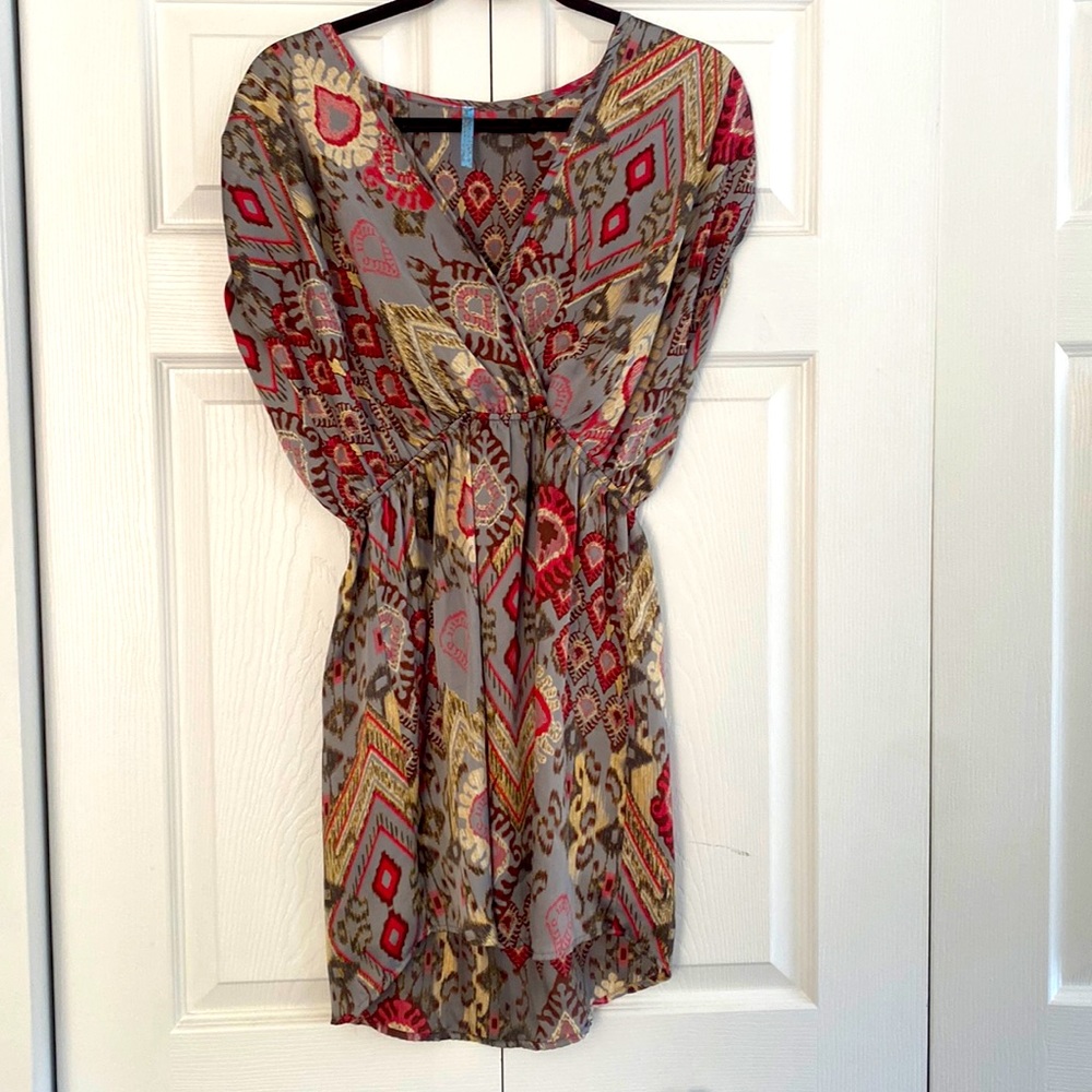 BEAUTIFUL women’s top /mini dress!